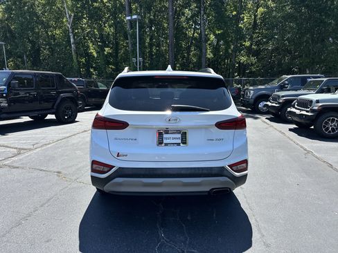 Used 2019 Hyundai Santa Fe Limited AWD/4WD image 7
