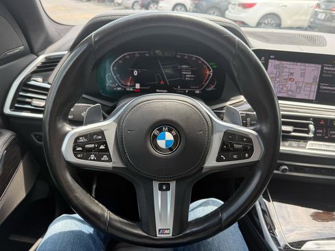 Used 2021 BMW X7 xDrive40i w/ M Sport Package AWD/4WD image 17