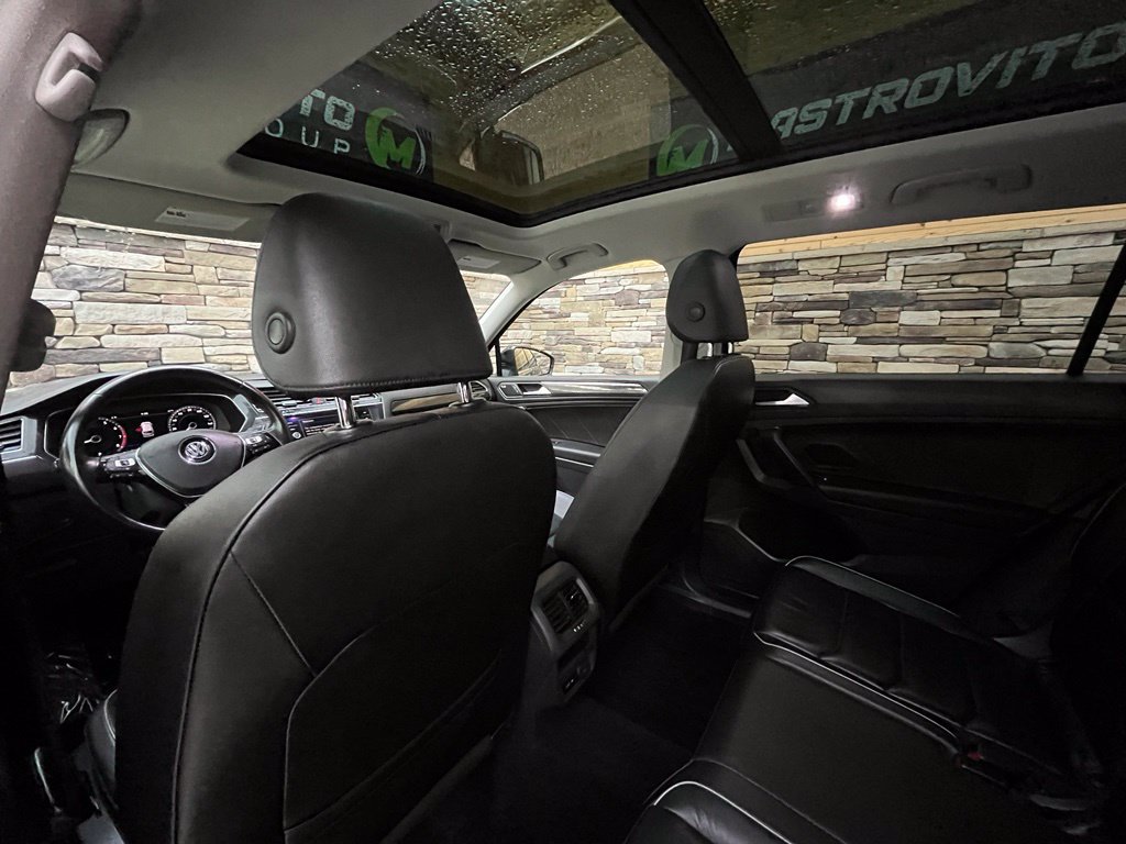 Used 2019 Volkswagen Tiguan SEL Premium AWD/4WD image 36