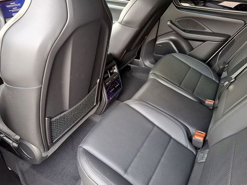 New 2026 Porsche Macan 4 Electric AWD/4WD image 13