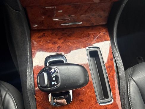 Used 2014 Chrysler 300 RWD image 12