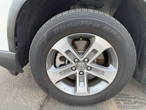 Used 2023 Honda Pilot EX-L image 7