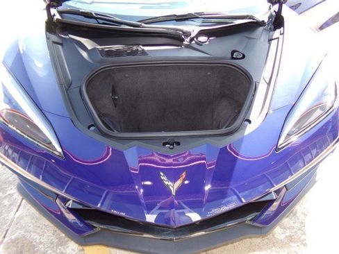 Used 2025 Chevrolet Corvette Stingray Preferred Cpe w/ Z51 Performance Package RWD image 16
