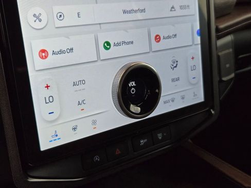 Used 2024 Ford Expedition Max Limited RWD image 19