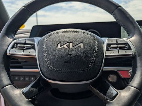Used 2025 Kia Telluride SX X-Line AWD/4WD image 30