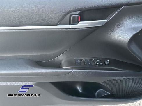 Used 2023 Toyota Camry LE image 19