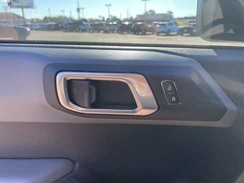 Used 2023 Ford Bronco Big Bend image 17