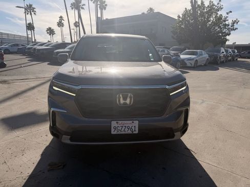 Used 2023 Honda Pilot EX-L image 8