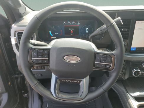 New 2025 Ford F250 Platinum image 17