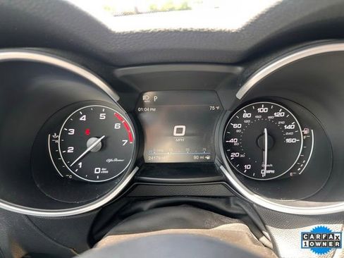 Used 2022 Alfa Romeo Stelvio Veloce AWD/4WD image 16