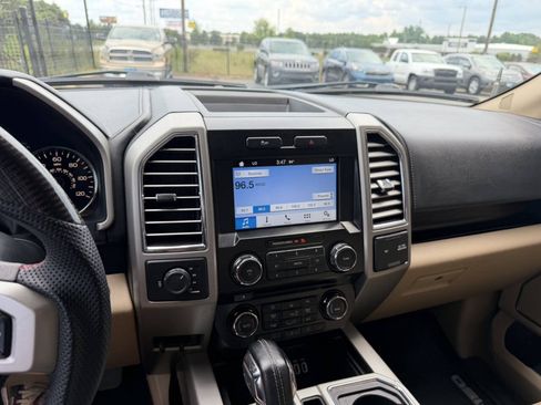 Used 2016 Ford F150 Lariat AWD/4WD image 31