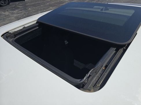 Used 2014 Chevrolet Camaro LT RWD image 3
