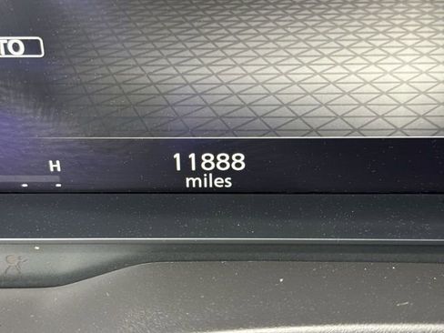 Used 2026 Nissan Rogue Platinum w/ Platinum Premium Package AWD/4WD image 15