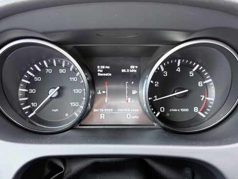 Used 2016 Land Rover Discovery Sport SE AWD/4WD image 20