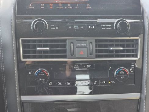 Used 2024 INFINITI QX80 Luxe image 18