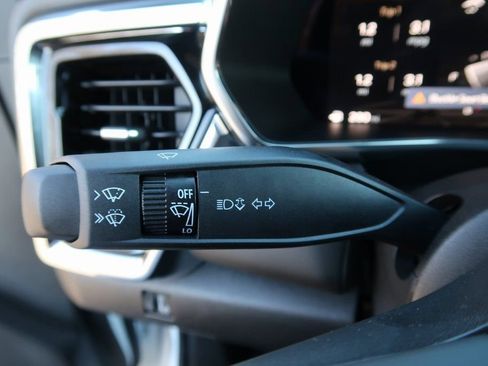 New 2026 GMC Canyon Elevation w/ Convenience Package image 13