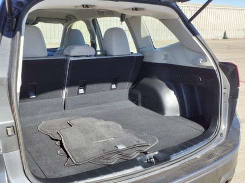 Used 2024 Subaru Forester image 17