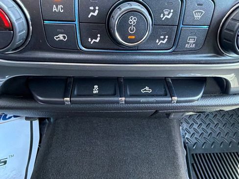 Used 2018 Chevrolet Silverado 1500 LT w/ All Star Edition AWD/4WD image 27