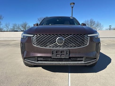 New 2026 Volvo XC90 B6 Plus w/ Protection Package Premier image 2