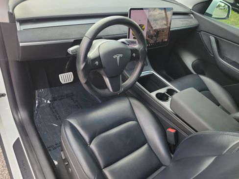 Used 2021 Tesla Model Y Performance AWD/4WD image 14