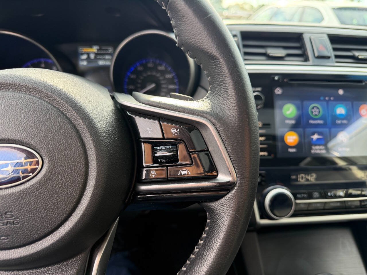 Used 2019 Subaru Outback 3.6R Limited AWD/4WD image 38