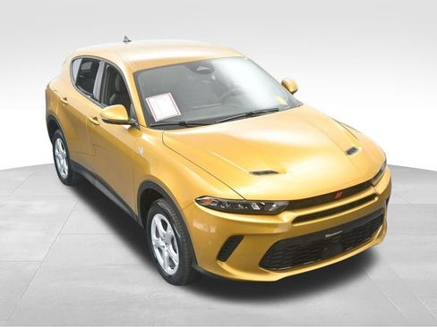 Used 2024 Dodge Hornet GT image 49