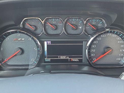 Used 2018 Chevrolet Silverado 1500 LT w/ All Star Edition image 23