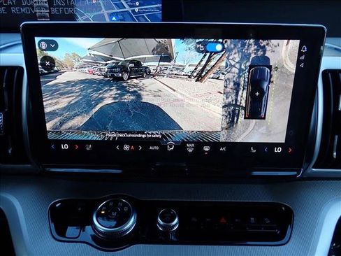 New 2026 Ford Expedition Active image 17