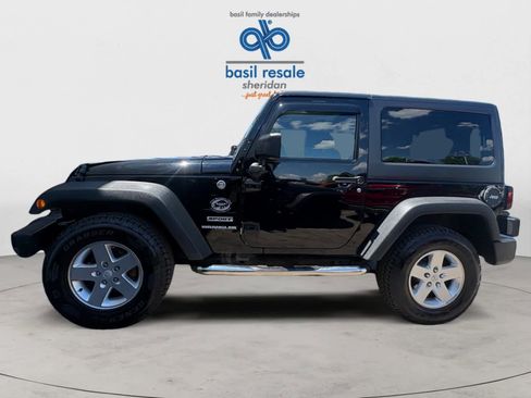 Used 2013 Jeep Wrangler Sport AWD/4WD image 3