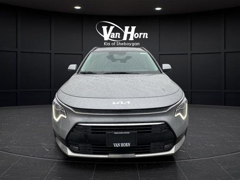 New 2026 Kia Niro FWD image 13