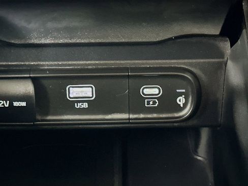 Used 2023 Kia Telluride SX Prestige image 32