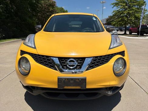 Used 2015 Nissan Juke S FWD image 8