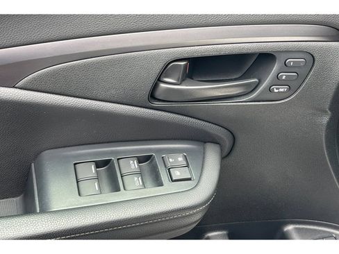 Certified 2023 Honda Passport EX-L image 12