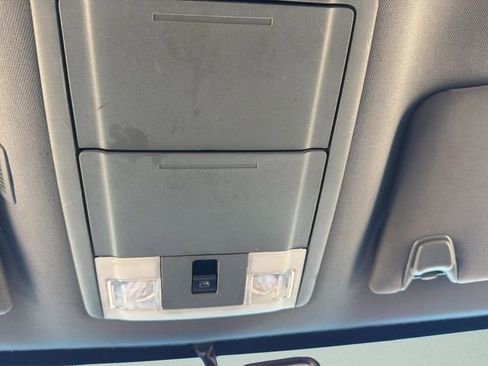 Used 2011 Ford F150 XLT w/ XLT Chrome Pkg image 28