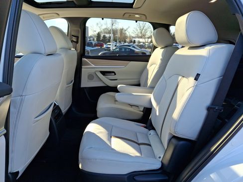 Certified 2025 MAZDA CX-90 3.3 Turbo S w/ Premium Package image 11