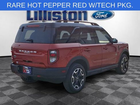 Used 2022 Ford Bronco Sport Outer Banks w/ Tech Package AWD/4WD image 4