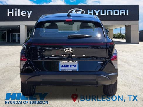 Certified 2026 Hyundai Kona SE AWD/4WD image 5