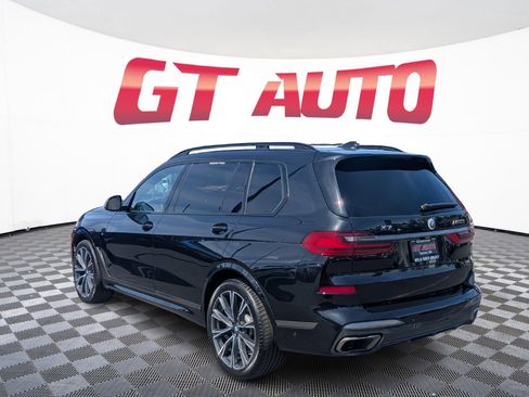 Used 2022 BMW X7 M50i AWD/4WD image 3