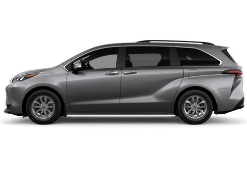 New 2026 Toyota Sienna XLE FWD image 3