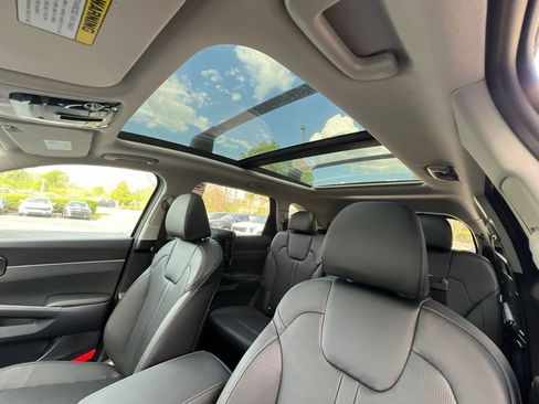 New 2025 Kia Sorento S w/ Panoramic Sunroof Package image 32