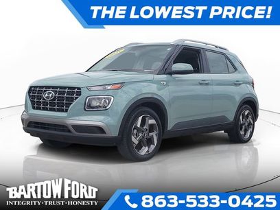 Used 2025 Hyundai Venue SEL