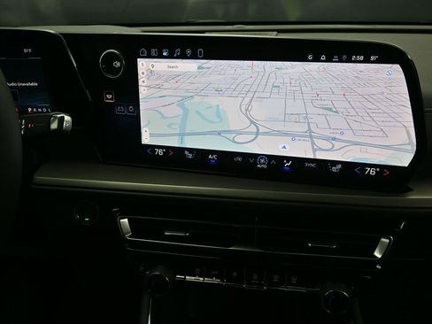 New 2026 Chevrolet Traverse LT w/ Enhanced Driving Package FWD image 29
