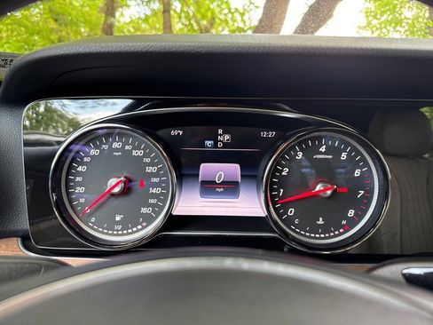 Used 2017 Mercedes-Benz E 300 4MATIC image 18