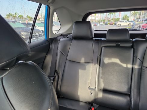 Used 2019 Toyota RAV4 XLE FWD image 20