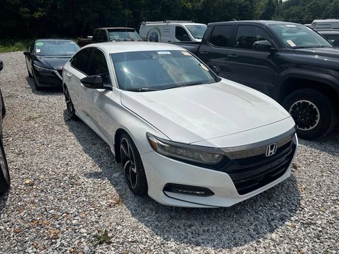 Used 2020 Honda Accord Sport image 2