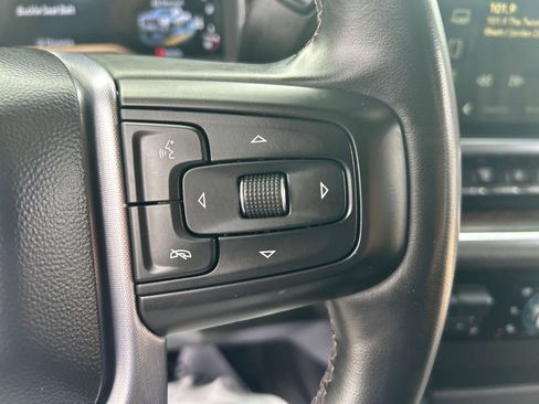 Used 2024 GMC Sierra 2500 SLT w/ SLT Premium Package image 23