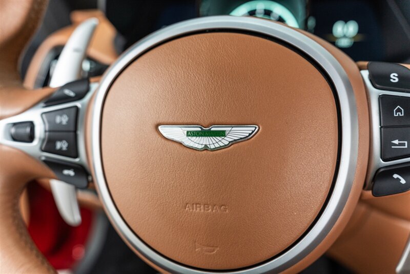Used 2020 Aston Martin V8 Vantage Coupe RWD image 98
