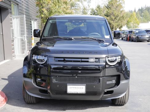 Certified 2026 Land Rover Defender 110 S AWD/4WD image 4