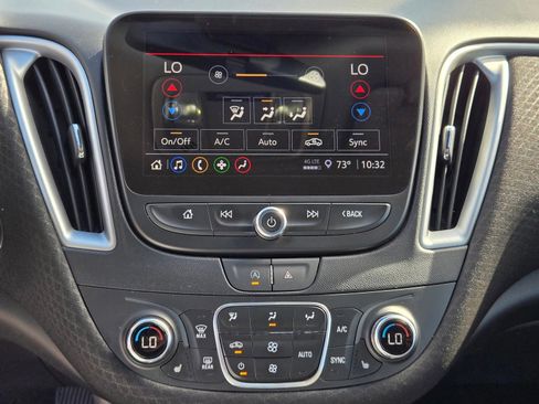 Used 2024 Chevrolet Malibu LT image 18