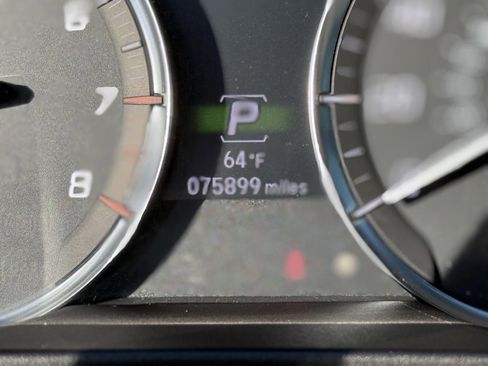 Used 2019 Acura TLX image 34